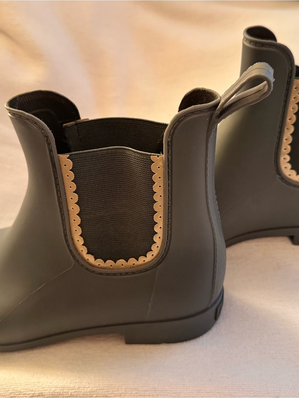 Jack Rogers Gray Chelsea Rain Booties with Cream Scalloped Trim